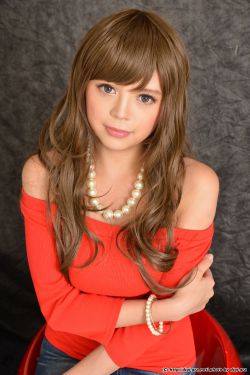 《夜里自己一个人弄自己》