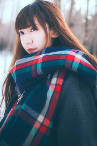 男子养已婚女友一家 被骗240万谅解