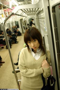 《少女杀手阿墨》