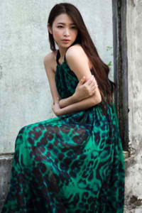 《年轻女教师3》在线HD